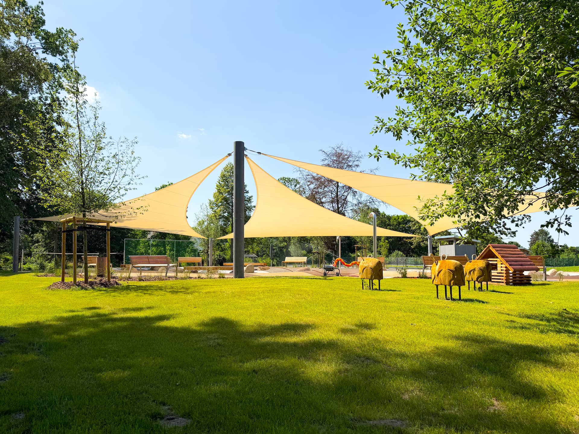 planex-technik-in-textil-gmbh-sonnensegel-nach-mass-fuer-freibad-in-memmingen-11 planex-technik-in-textil-gmbh-sonnensegel-nach-mass-fuer-freibad-in-memmingen-11