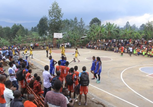 Jeremie-Project-Congo-Basketballplatz-Planex-Spende-1